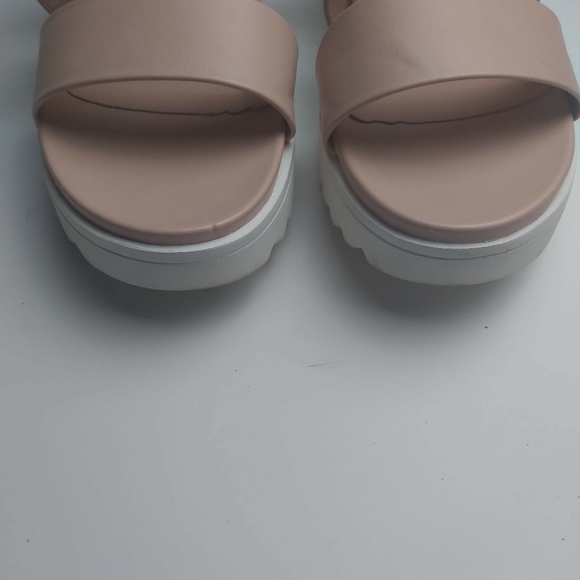 Dream Girl Nude open toe ankle strap  platform wedge samdals size 6 - Picture 3 of 9